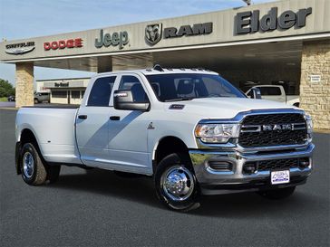 2024 RAM 3500 Tradesman Crew Cab 4x4 8' Box