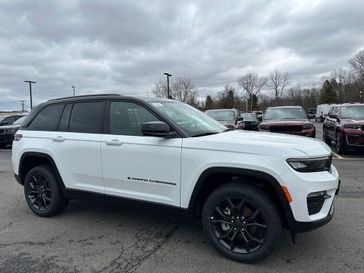 New 2025 Jeep Grand Cherokee Limited 4x4
