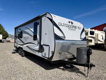 Used 2017 OUTDOORS RV CREEK SIDE TITANIUM 23RKS 