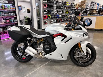 2023 Ducati SuperSport S