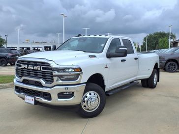 2025 RAM 3500 Tradesman Crew Cab 4x4 8' Box