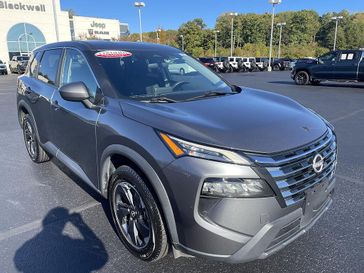 Used 2024 Nissan Rogue FWD SV