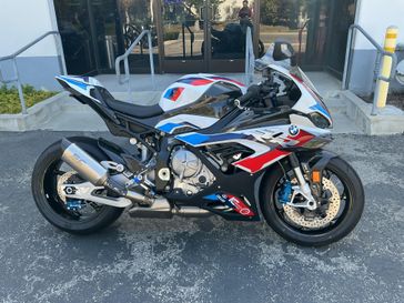 2022 BMW M 1000 RR