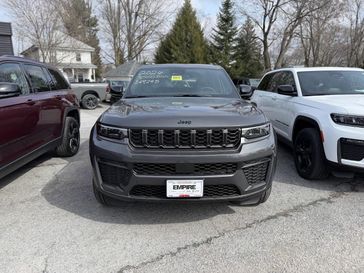 New 2026 Jeep Grand Cherokee Laredo Altitude 4x4