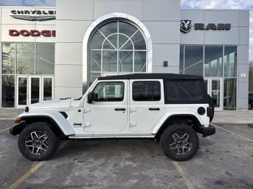 2025 Jeep Wrangler 4-door Sahara