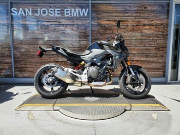 2025 BMW F 900 R