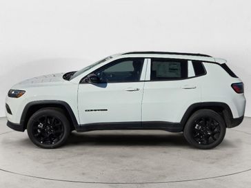 New 2026 Jeep Compass Latitude Altitude
