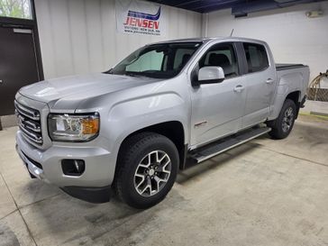 2015 GMC Canyon 4WD SLE Crew Cab Short Box's photo