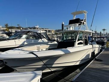 2018 Boston Whaler  