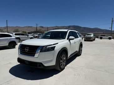 Used 2025 Nissan Pathfinder SV