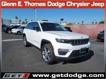 2023 Jeep Grand Cherokee 4xe in a Bright White Clear Coat exterior color and Global Blackinterior. Glenn E Thomas 100 Years Of Excellence (866) 340-5075 getdodge.com 