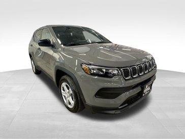 2024 Jeep Compass Sport 4x4 in a Sting-Gray Clear Coat exterior color and Blackinterior. Sheridan Motors Auto (307) 218-2217 sheridanmotors.com 