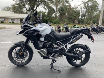 2025 Triumph Tiger 1200 GT Pro