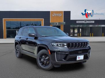 New 2026 Jeep Grand Cherokee Laredo