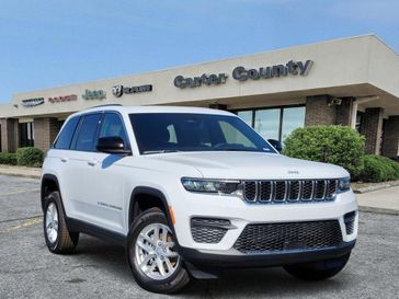 New 2026 Jeep Grand Cherokee Laredo 4x2