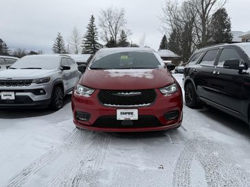 New 2026 Chrysler Pacifica Select Awd