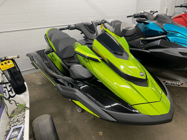 2024 Yamaha FX CRUISER SVHO WAUDIO  in a BLACK/ACID GREEN exterior color. Rod's Ride On Powersports (608) 788-4514 pixelmotiondemo.com 