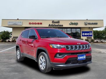 New 2025 Jeep Compass Latitude 4x4