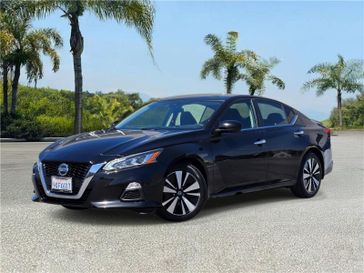 Used 2022 Nissan Altima 2.5 SV Sedan