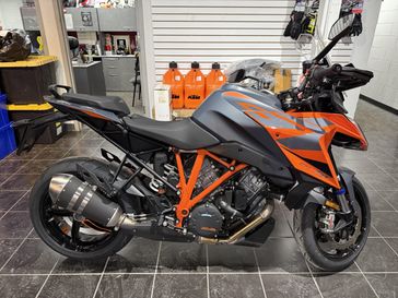 2024 KTM 1290 Super Duke GT