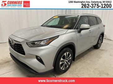 Used 2022 Toyota Highlander XLE
