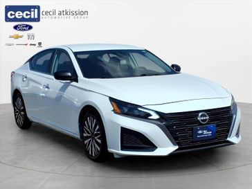 Used 2025 Nissan Altima SV
