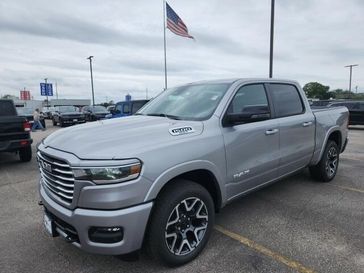 2025 RAM 1500 Laramie Crew Cab 4x4 5'7' Box
