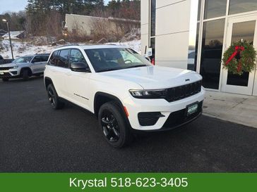 2025 Jeep Grand Cherokee Altitude's photo