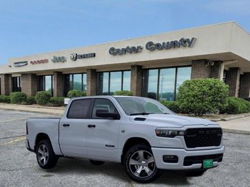 New 2026 RAM 1500 Express Crew Cab 4x2 5'7' Box