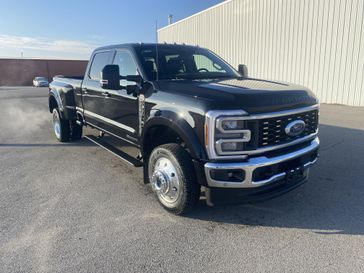 New 2026 Ford Super Duty F-450 DRW Lariat