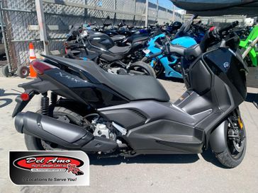 New 2025 Yamaha Xmax 