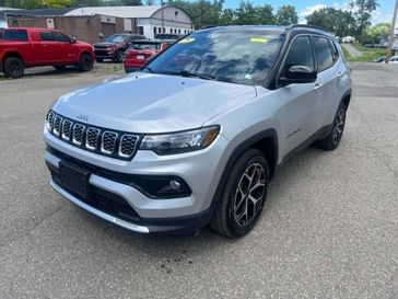 Used 2025 Jeep Compass Limited