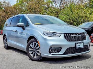 2023 Chrysler Pacifica Hybrid