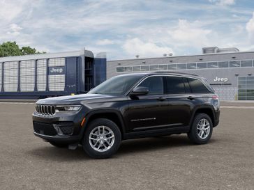 New 2026 Jeep Grand Cherokee Laredo X 4x4
