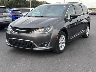 Used 2017 Chrysler Pacifica Touring-L