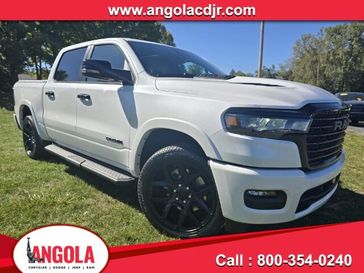 2025 RAM 1500 Laramie Crew Cab 4x4 5'7' Box