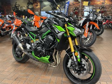 2024 Kawasaki Z900 SE