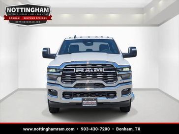 New 2026 RAM 3500 Tradesman Crew Cab Chassis 4x4 60' Ca