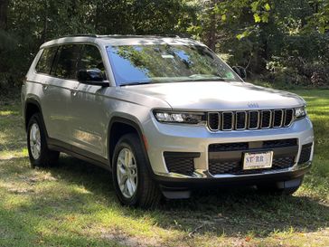 New 2025 Jeep Grand Cherokee L Laredo X 4x4
