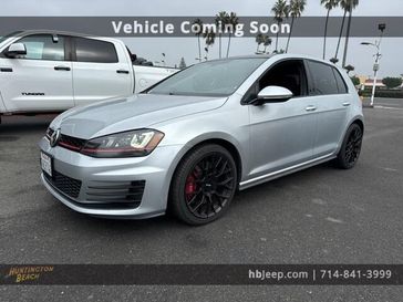 2017 Volkswagen Golf GTI Sport