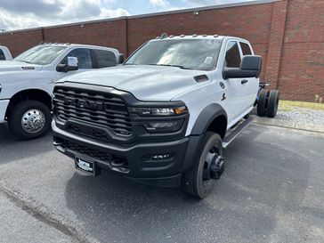 New 2025 RAM 5500 Tradesman Chassis Crew Cab 4x4 84' Ca