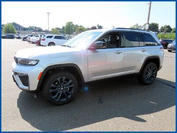 New 2026 Jeep Grand Cherokee 