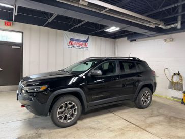Used 2020 Jeep Cherokee Trailhawk