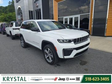 New 2026 Jeep Grand Cherokee Limited 4x4