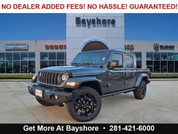 2025 Jeep Gladiator Nighthawk 4x4