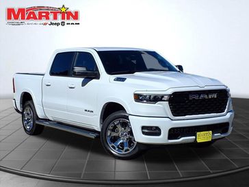 2025 RAM 1500 Lone Star Crew Cab 4x2 5'7' Box