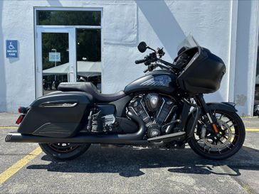 2021 INDIAN MOTORCYCLE CHALLENGER DARK HORSE 