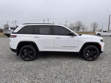 New 2025 Jeep Grand Cherokee Limited 4x4