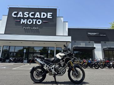 2025 Triumph Tiger 1200 Rally Explorer - MATTE SANDSTORM 