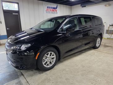 Used 2024 Chrysler Voyager LX FWD